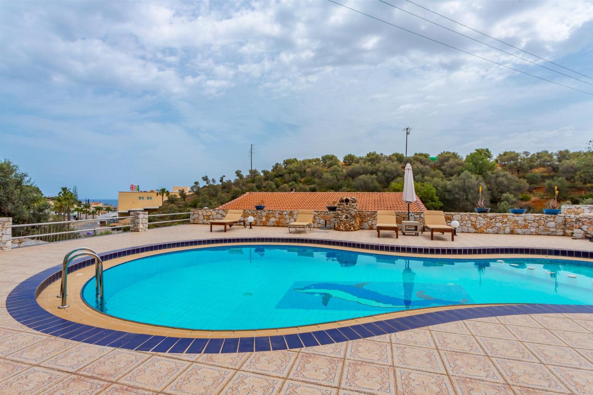 Zen Serenity Retreat With Great Outdoors, Pool & Parking Aptera Bagian luar foto
